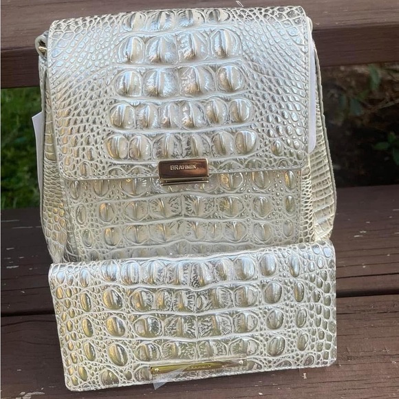 Brahmin Margo Ivory Dream and matching wallet - Picture 1 of 1